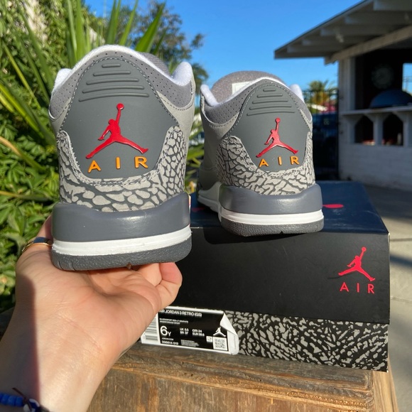 Air Jordan 3 Retro ‘Cool Grey’ (SOLD) - Picture 3 of 6